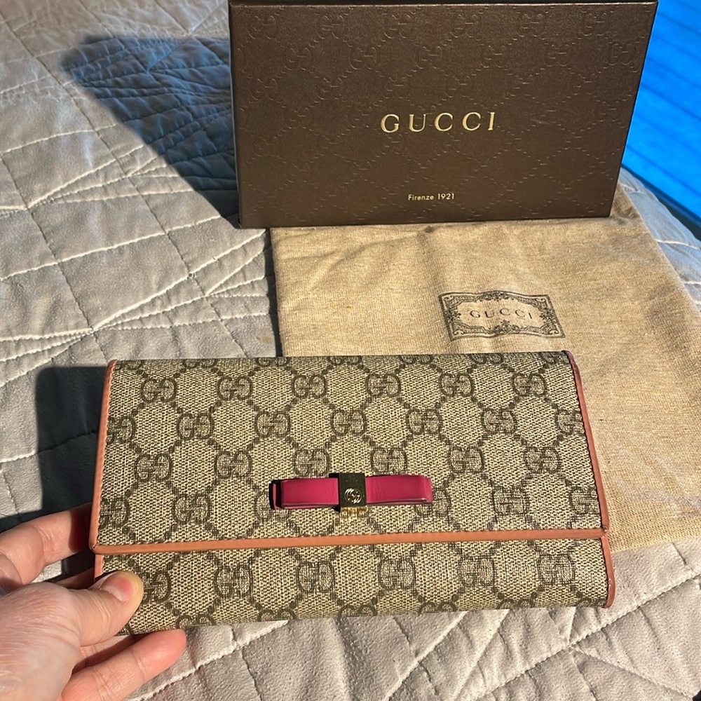 Gucci GG Monogram Wallet